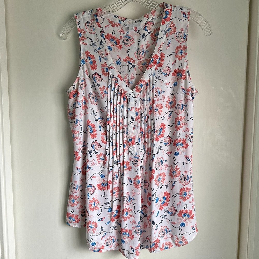 DR2 Blouse - Pleated & Flared - White w/ Coral and Blue Flower Pattern - Small